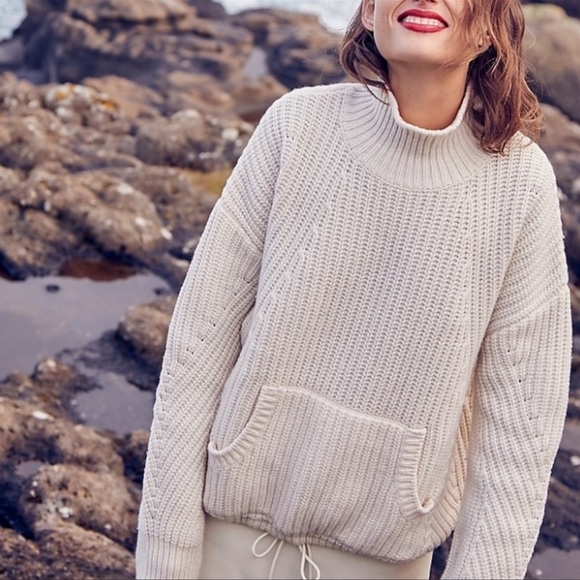 J. Crew Sweaters - J. Crew Chunky Front Pocket Merino Wool Turtleneck Sweater Jumper Medium